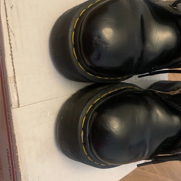 Dr Martens - Picture 2 of 8